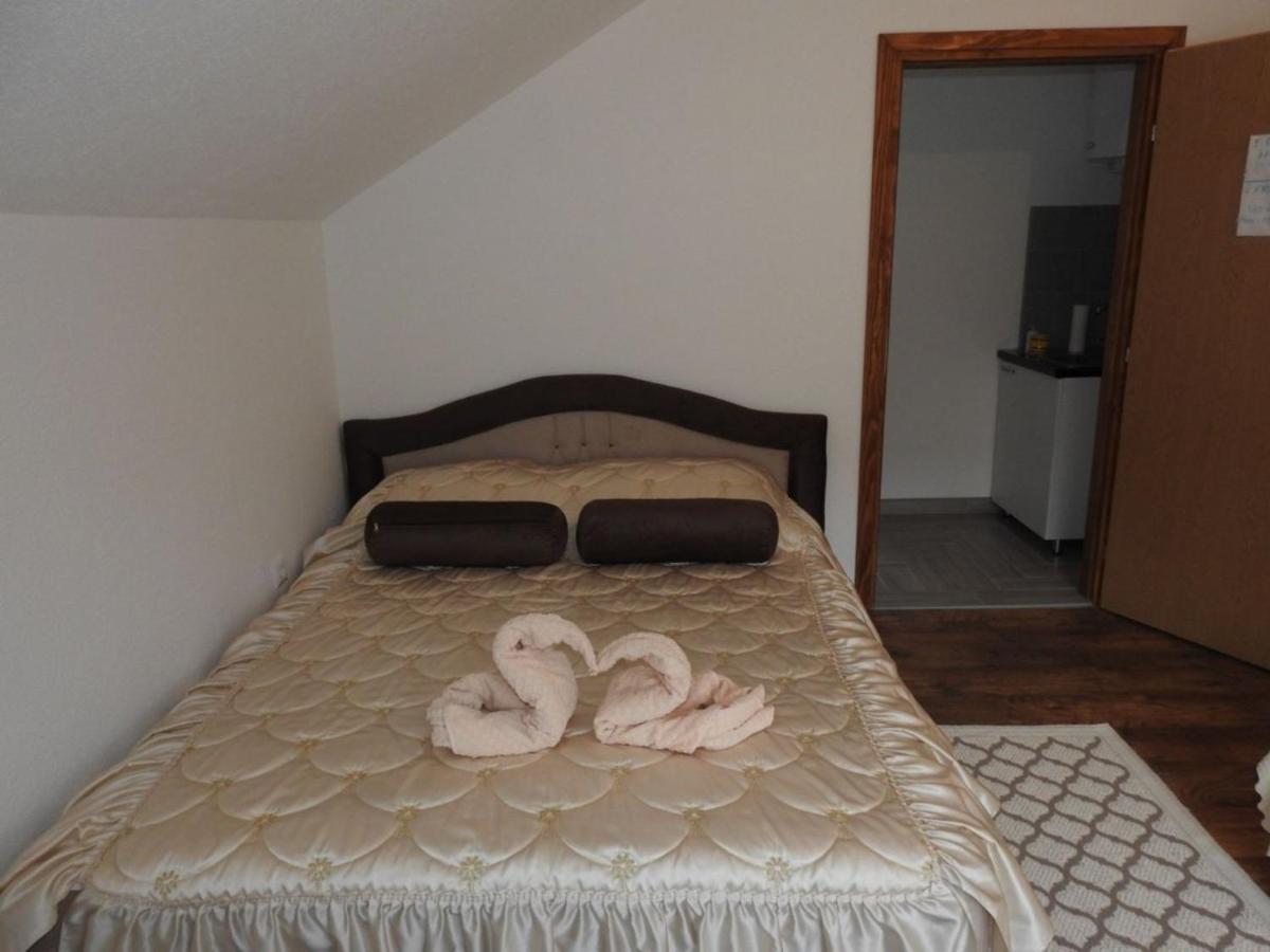 Omar & Una Apartmani Bihać Kültér fotó